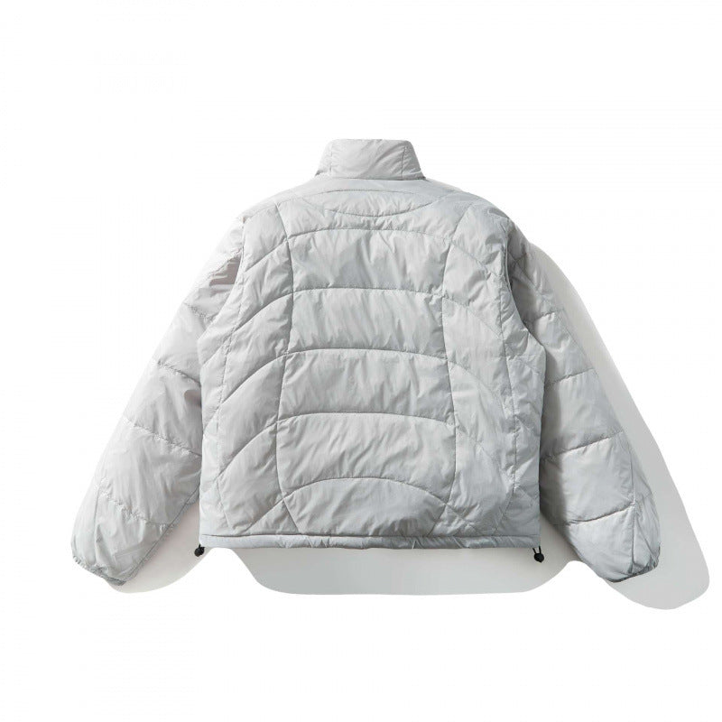 Unisex Ultraleichte gesteppte Kurzjacke mit geometrischer Steppung, Stehkragen und Tunnelzugsaum Echo Archiv