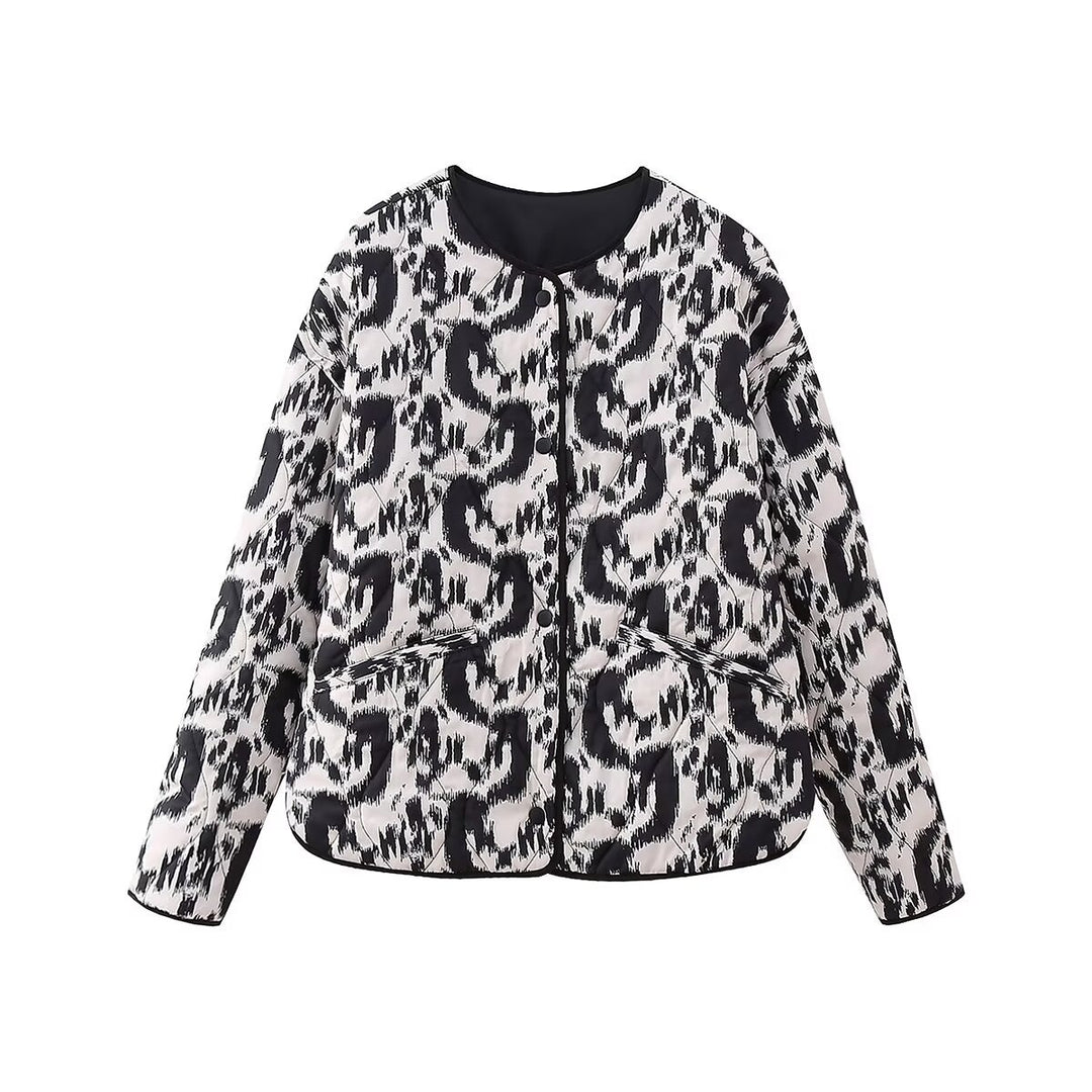 Damen gesteppte Ikat-Print Steppjacke mit Rundhalsausschnitt, kontrastpaspel und aufgesetzten Taschen – Célinea