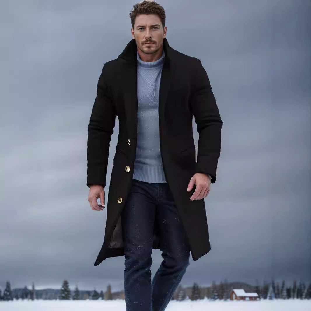 Herren eleganter Langmantel mit feinen Knopfdetails und schickem Schnitt Echoarchiv