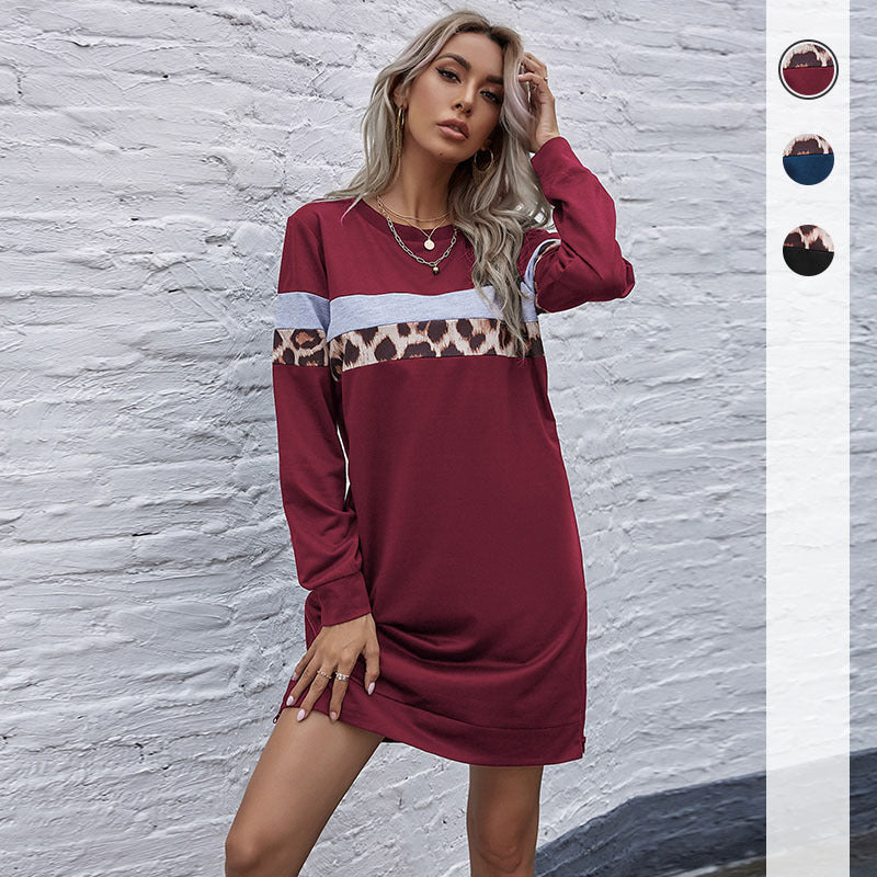 Damen lässiges Sweatshirtkleid mit Leopardenstreifen und kontrastierendem Brustband Echoarchiv