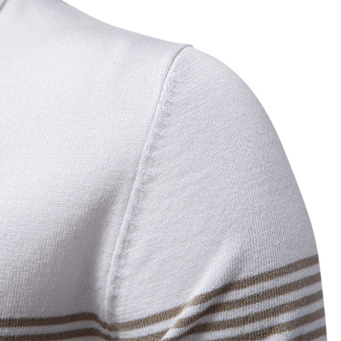 Herren nan edles Feinstrick-Poloshirt mit kurzem Metallreißverschluss, Bündchenärmeln und kontrastierten Streifenbändern Echo Archiv