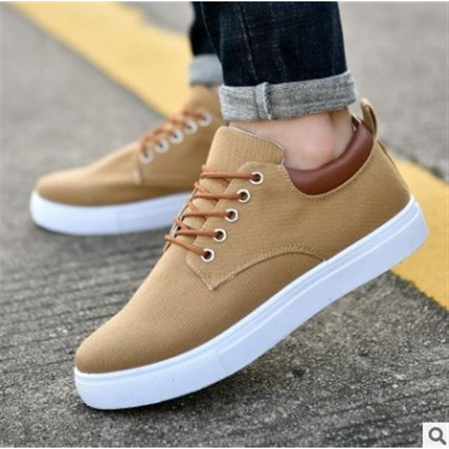 Herren Modische Sneaker im lässigen Designs Echoarchiv