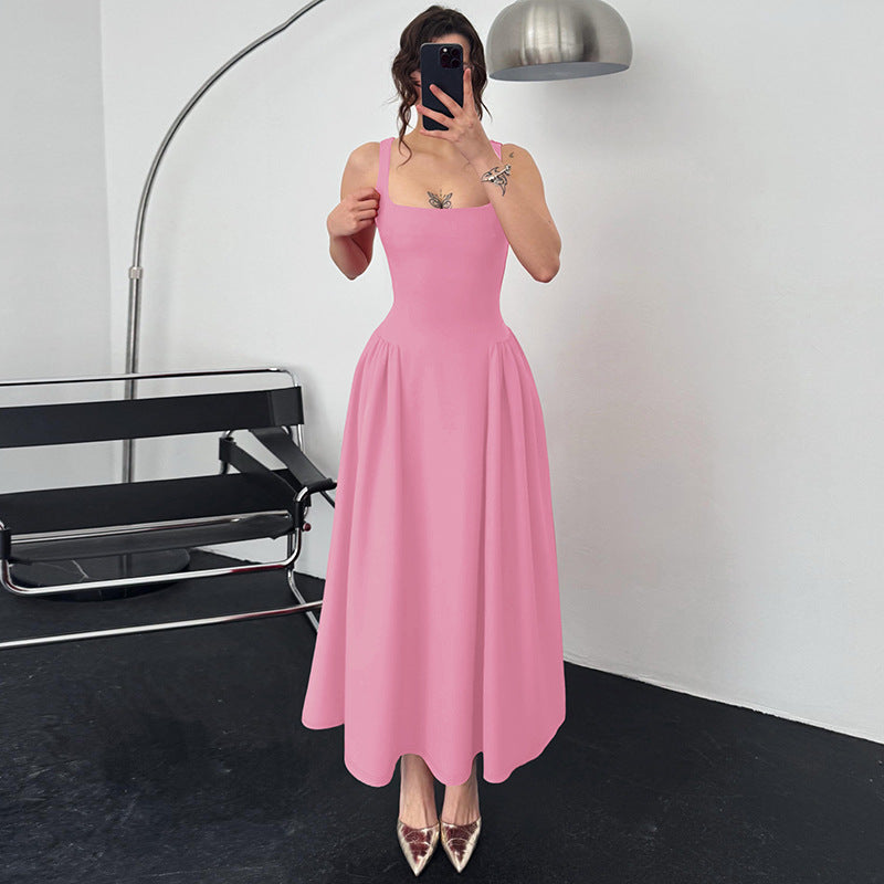Damen Elegantes Abendkleid mit quadratischem Ausschnitt und fließendem Rock Echo Archiv
