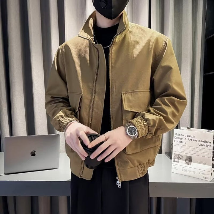 Herren modische Übergangsjacke mit praktischen Taschen und elastischen Bündchen Echoarchiv