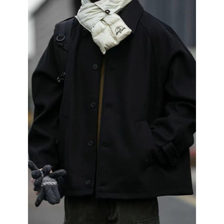 Herren modische Oversize-Jacke mit Knopfleiste und praktischen Taschen Echoarchiv