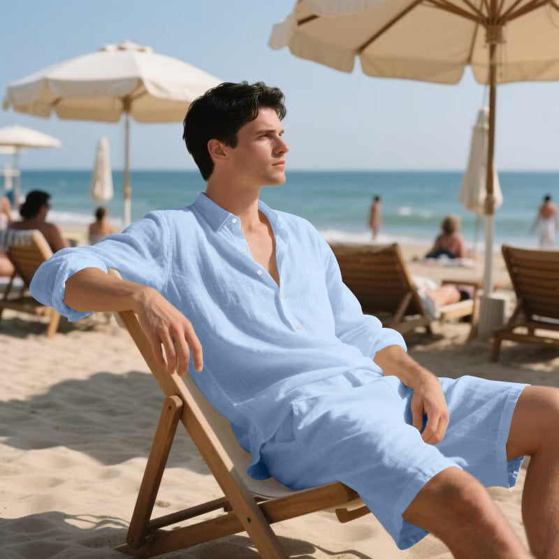 Herren lässiges Strandoutfit mit Hemd und Shorts Echoarchiv