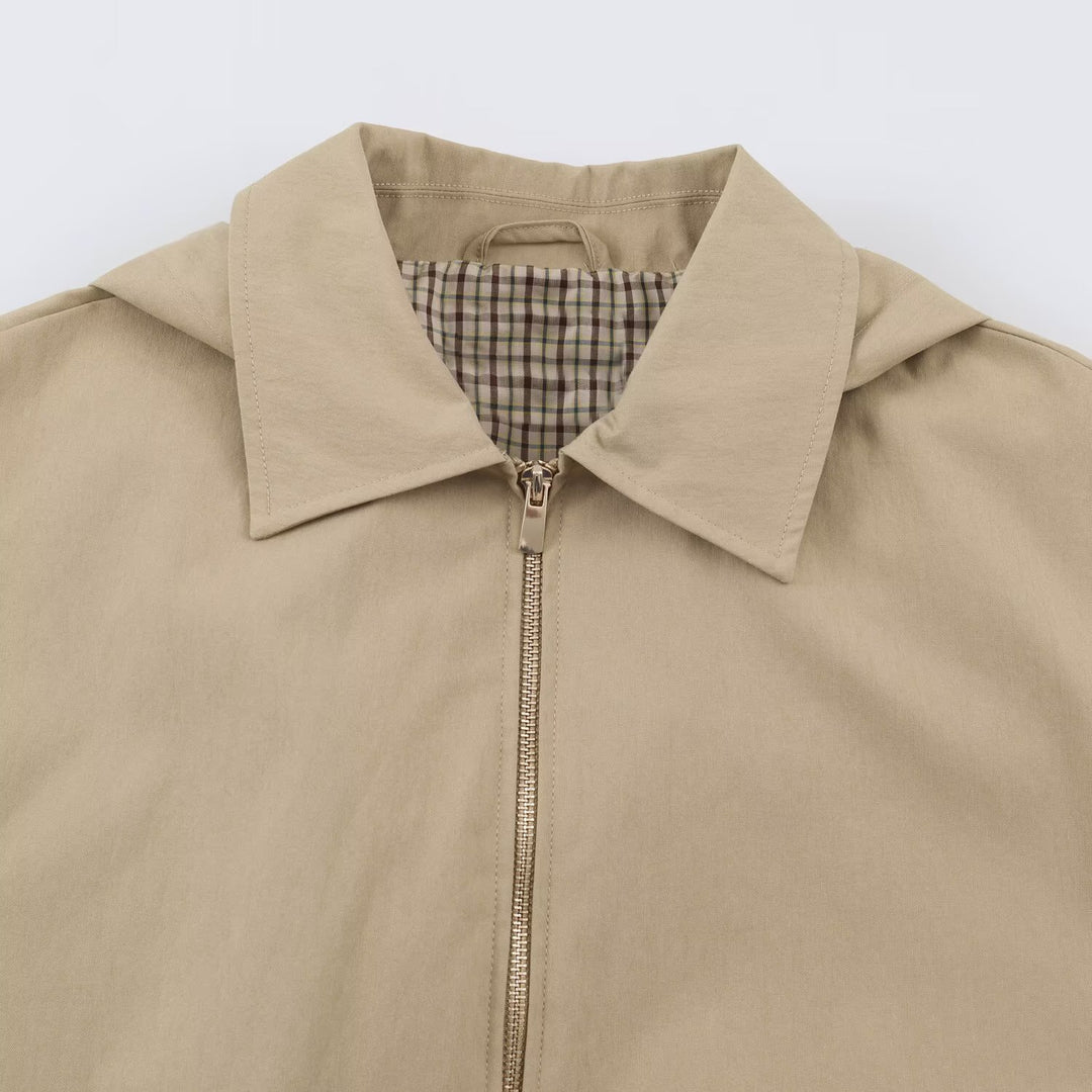 Damen Leichte Kapuzenjacke im Cropped-Oversize-Schnitt mit Tunnelzugsaum und verdecktem Reißverschluss Echoarchiv