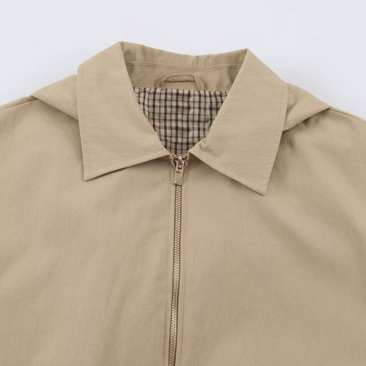 Damen Leichte Kapuzenjacke im Cropped-Oversize-Schnitt mit Tunnelzugsaum und verdecktem Reißverschluss Echoarchiv