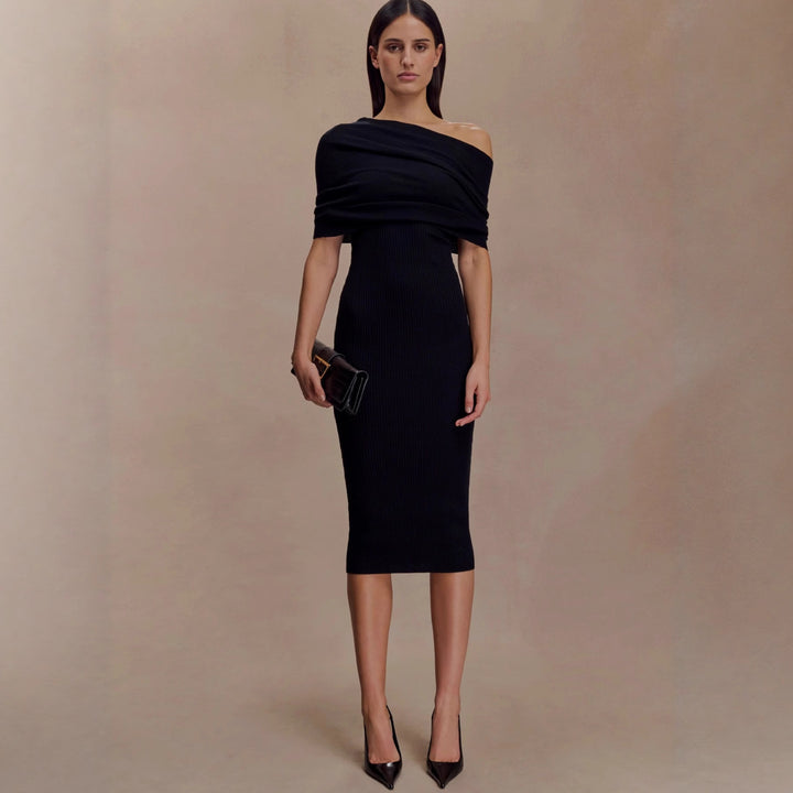 Damen elegantes Strickkleid mit off-shoulder Design Echo Archiv