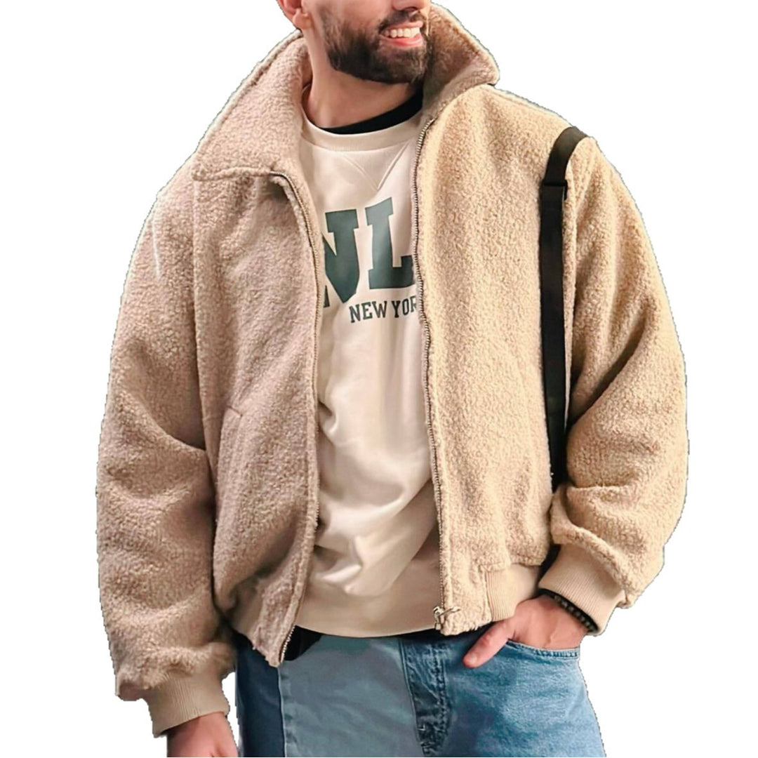 Herren kuschelige Fleecejacke mit hohem Kragen und seitlichen Taschen Echoarchiv