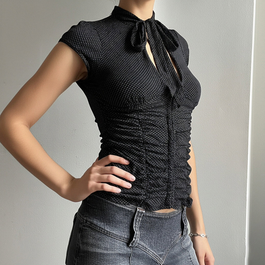 Damen Elegantes Rüschenshirt mit schickem Bindeband Echo Archiv