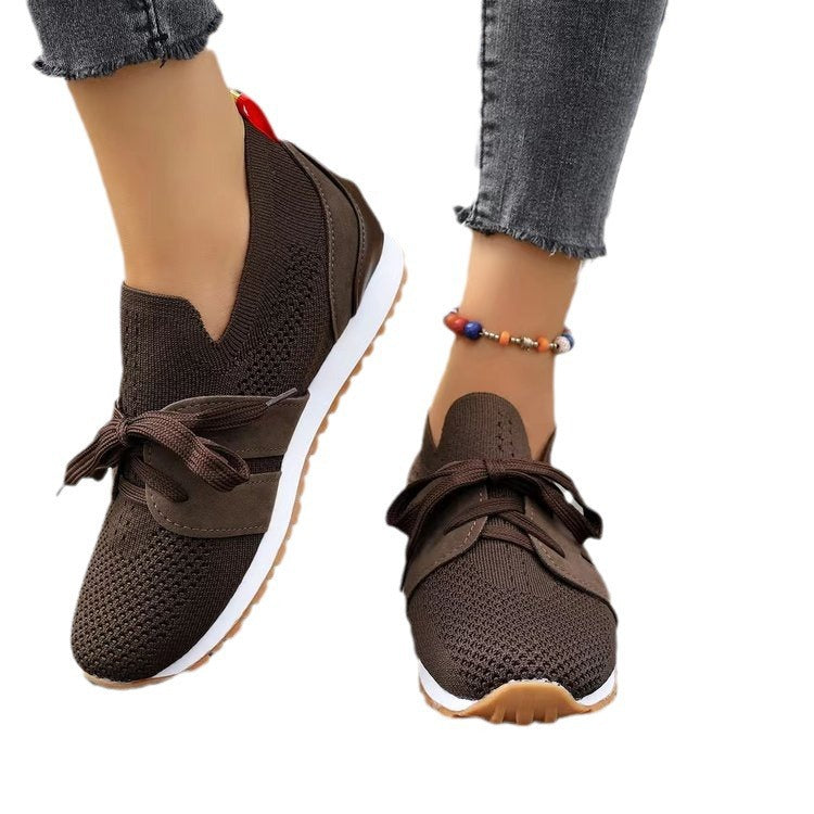 Damen Strick-Slip-On Sneaker mit elastischem Schaft, dekorativer Schnürung und profilierter Gummilaufsohle Echoarchiv