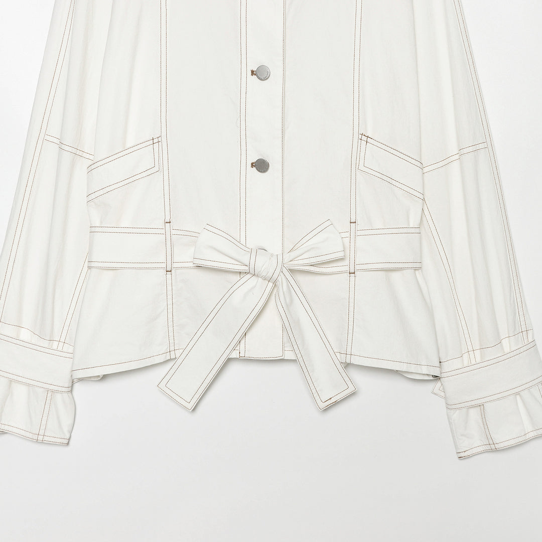 Damen Cropped Utility‑Jacke mit Stehkragen, Taillenband und sichtbaren Ziernähten Echo Archiv