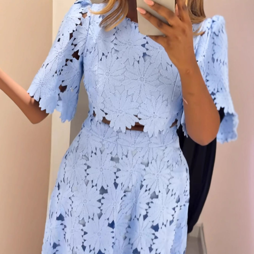 Damen nan zweiteiliges florales Spitzenkleid mit Midirock und kurzem Oberteil Echo Archiv