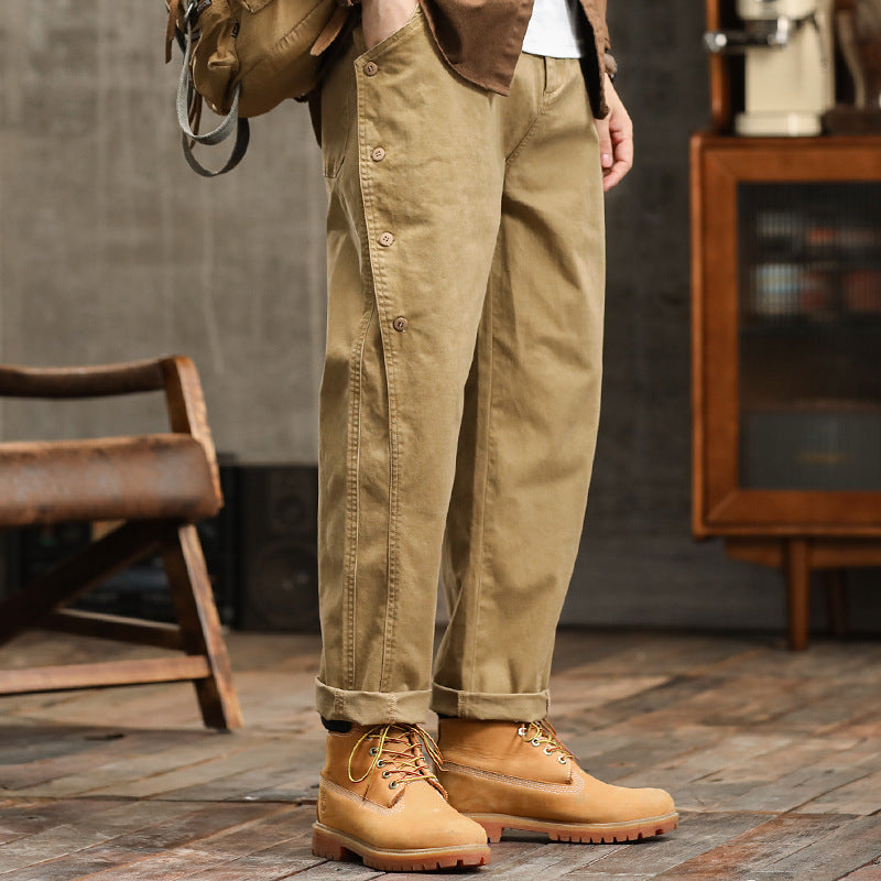 Herren lässige konische Hose mit seitlicher Knopfleiste und Umschlag Echoarchiv