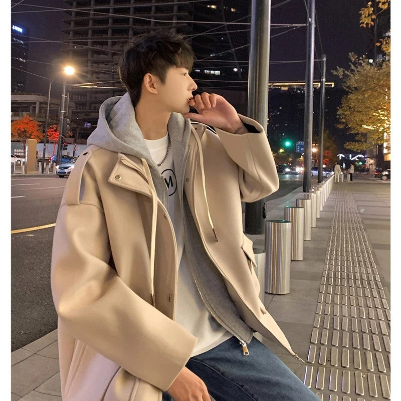 Herren Übergröße Winterjacke mit Kapuze und modernen Details Echoarchiv