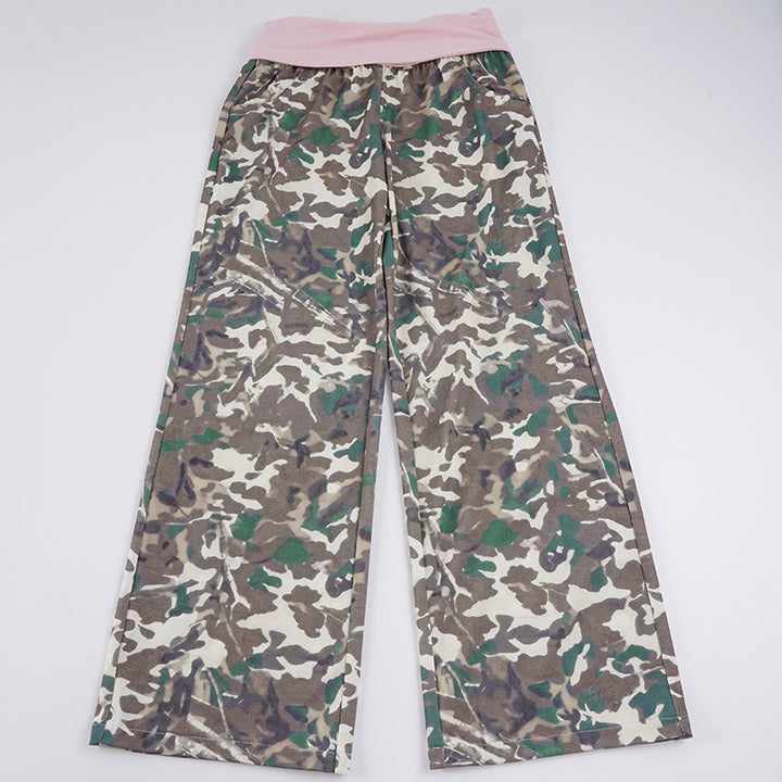 Damen nan weite Lounge-Hose mit Umschlagbund, Camouflage‑Muster und elastischem Komfortstretch Echo Archiv