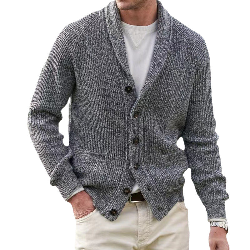 Herren Strickjacke mit trendigem Grobstrickmuster und praktischen Taschen – Taviero