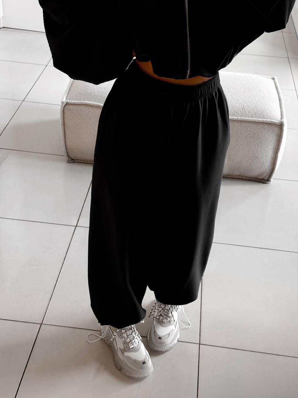 Damen nan oversized Kapuzenjacke mit durchgehendem Reißverschluss und Highwaist Gummibund-Jogginghose Set Echo Archiv