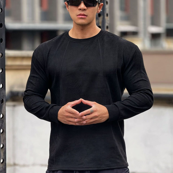 Herren Langarm Sportshirt mit nahtloser Verarbeitung und körperbetontem Schnitt Echoarchiv