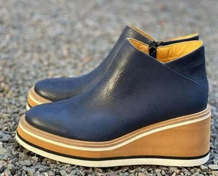Damen Keilabsatz-Stiefeletten mit Plateau, Slip-On-Design und weichem Lederfinish Echo Archiv