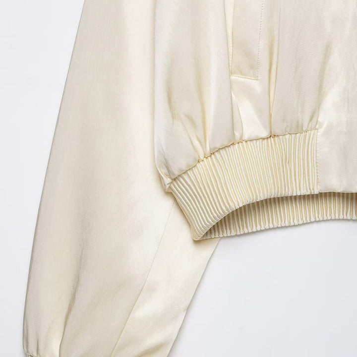 Damen Kurzer Satin-Bomber mit Oversize-Ballonärmeln und Rippkragen Echo Archiv