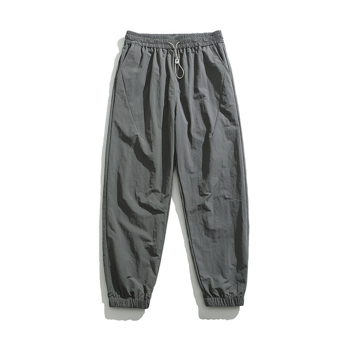 Herren Leichte Nylon-Jogginghose mit elastischem Bund, Kordelzug & gerippten Bündchen Echoarchiv