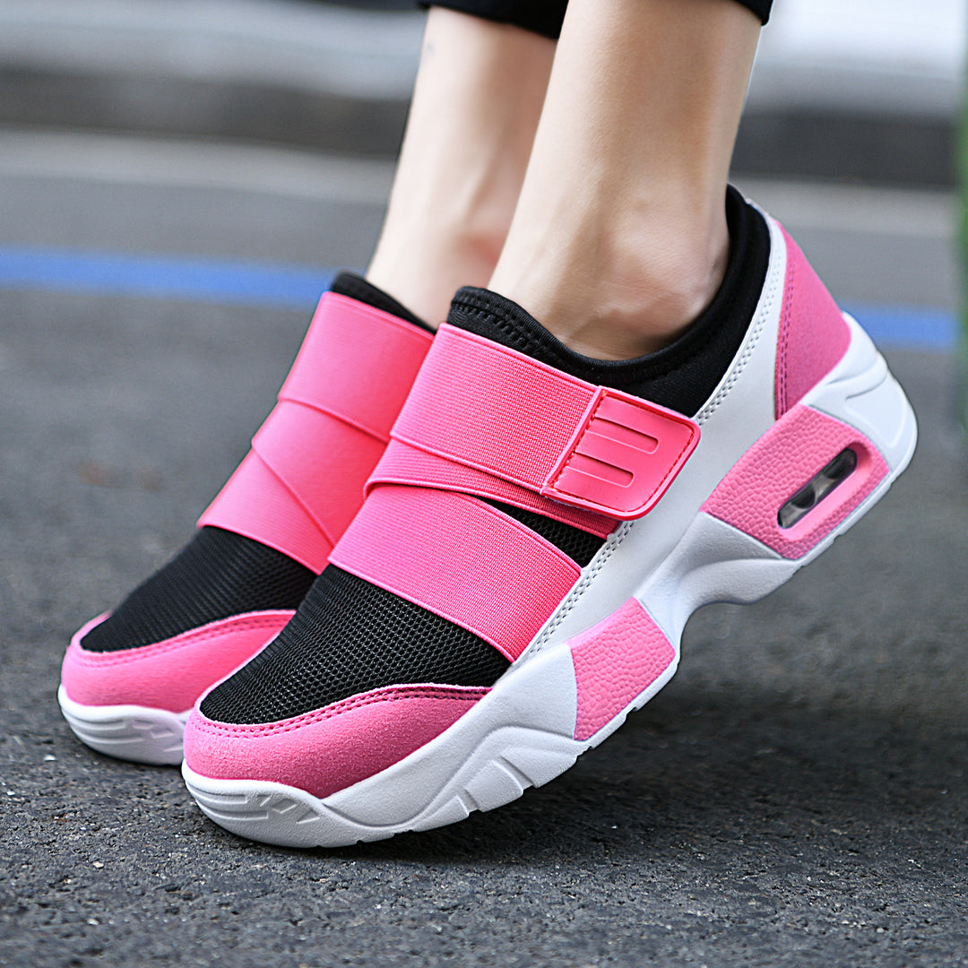 Damen nan Schlupfsneaker mit breitem Elastikriemen, atmungsaktivem Mesh und geformter Dämpfungsohle Echo Archiv