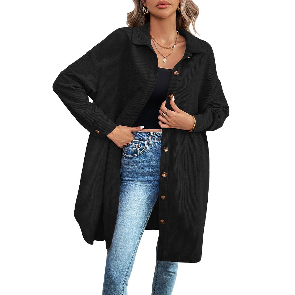 Damen lange Oversize-Cord-Hemdjacke mit durchgehender Knopfleiste und Hemdblusen-Kragen – Célinea