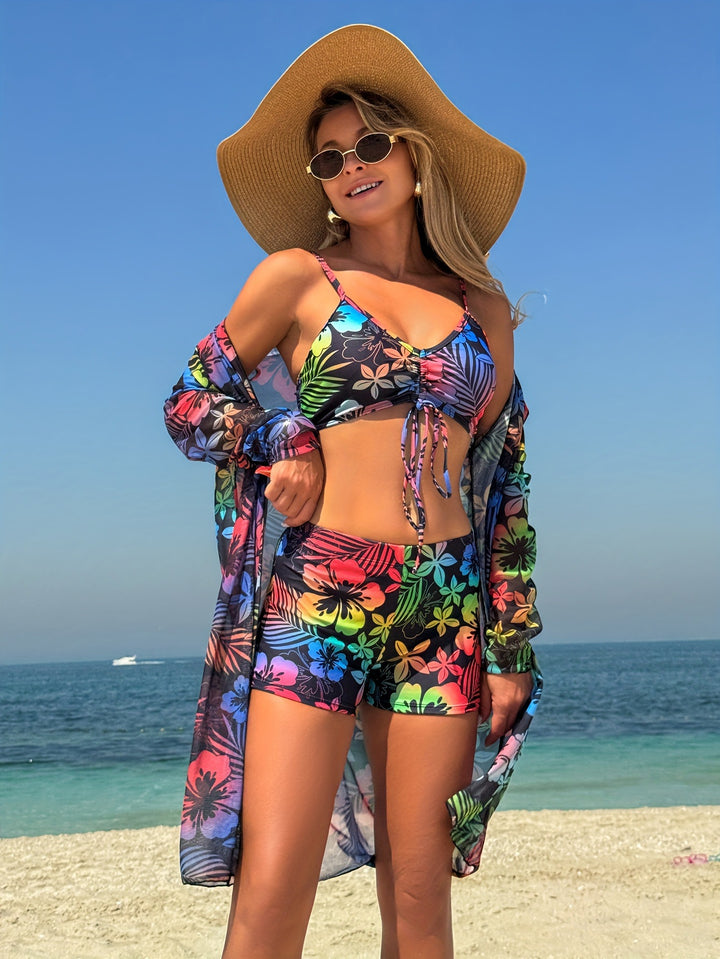 Damen Badeset mit lässigem Kimono und sportlichen Shorts Echo Archiv