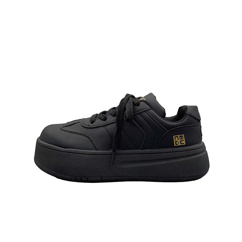 Damen Plateausneaker im Clean‑Chunky‑Design mit extra hoher EVA‑Plateausohle und gepolstertem Komfortkragen – Névara