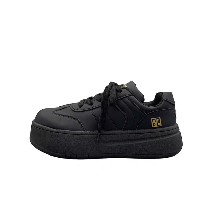 Damen Plateausneaker im Clean‑Chunky‑Design mit extra hoher EVA‑Plateausohle und gepolstertem Komfortkragen – Névara