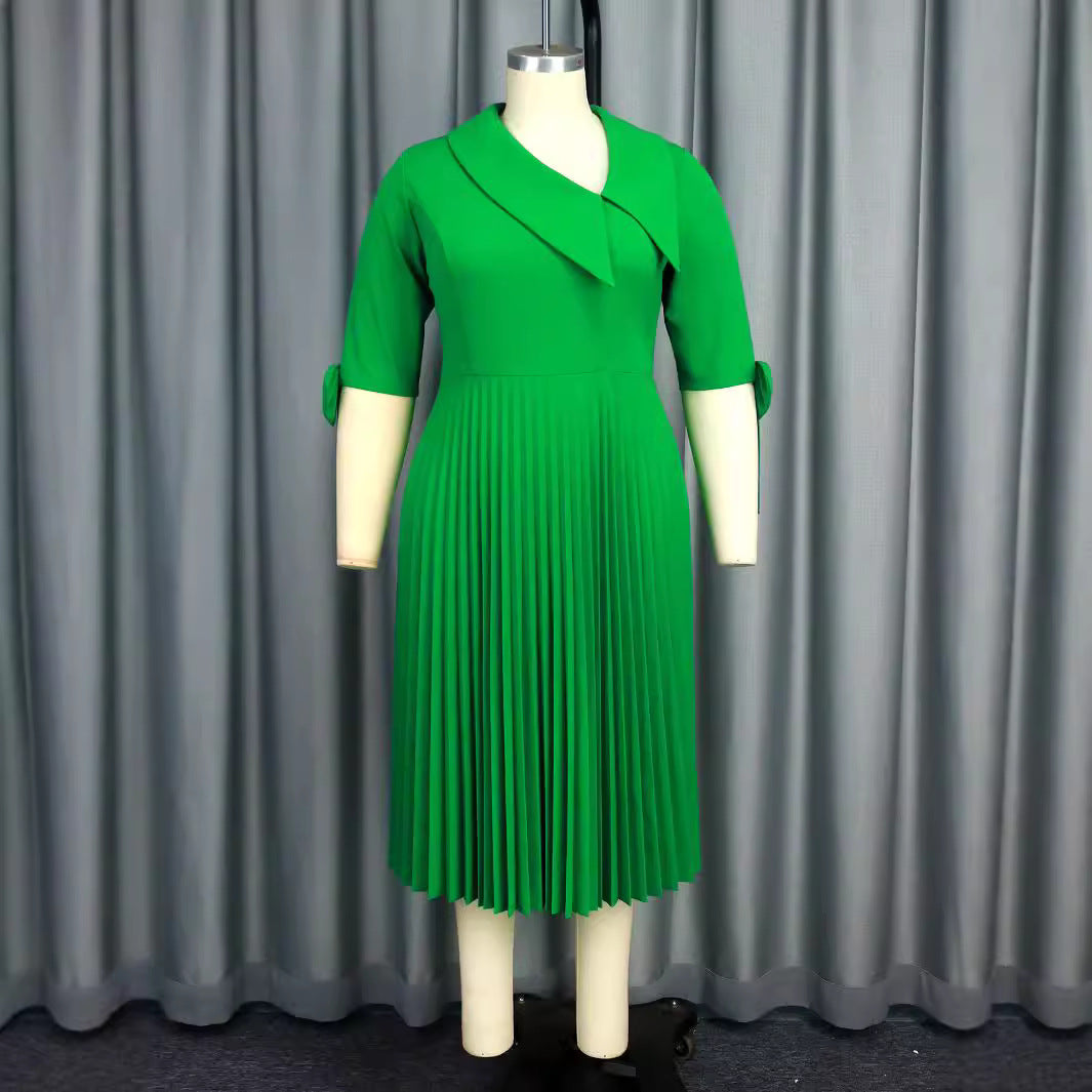 Damen Falten Kleid mit eleganter Kragen- und Ärmelgestaltung Echo Archiv