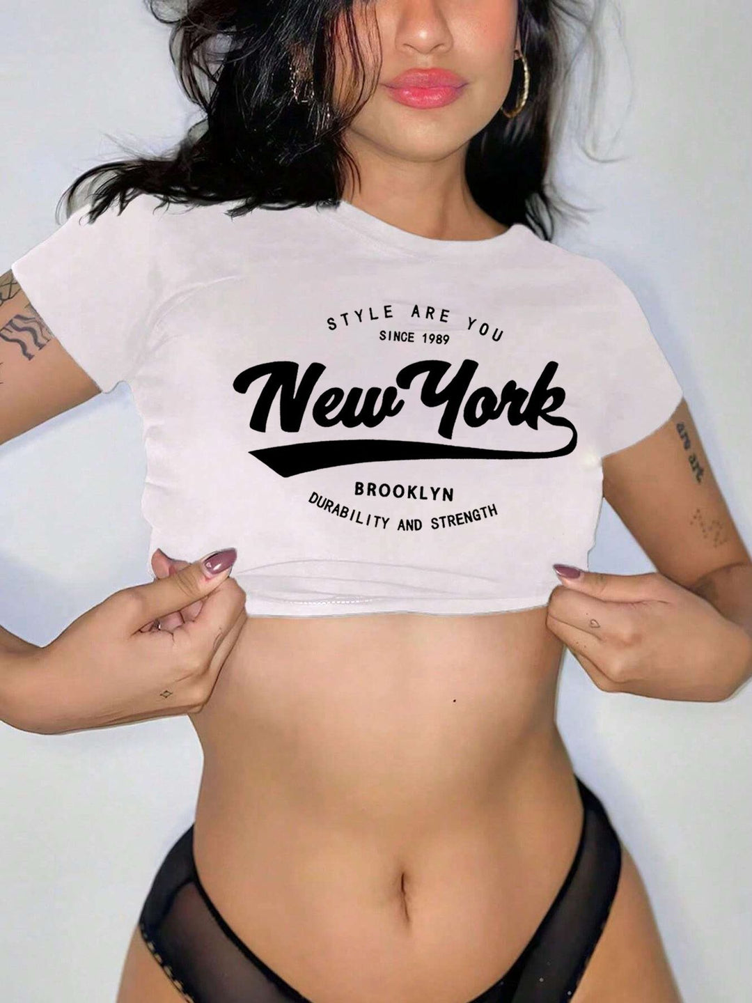 Damen Crop-T-Shirt mit kreativem New York Aufdruck Echo Archiv