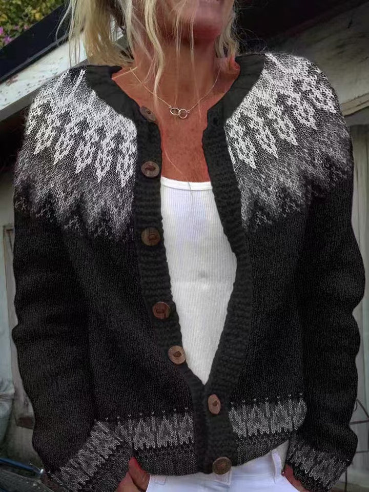 Damen nan gemusterte Strickjacke mit Rundpasse, Holzknöpfen und Eingrifftaschen Echo Archiv