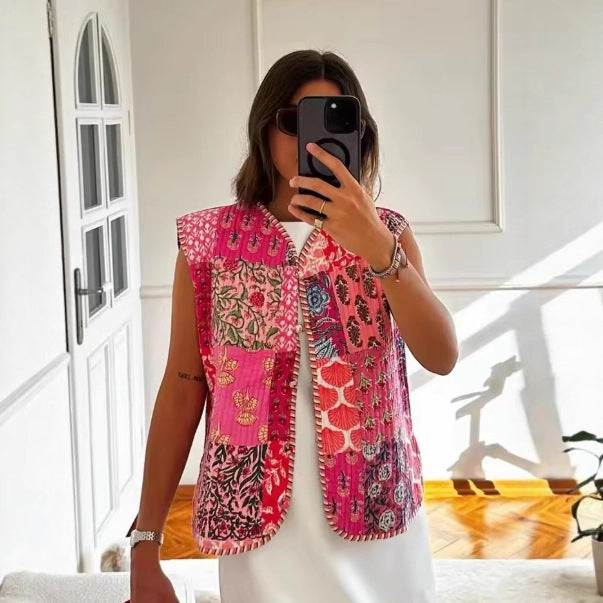 Damen Gesteppte Weste mit Toile‑Print, gestreifter Innenverarbeitung und Kordelbindung Echo Archiv