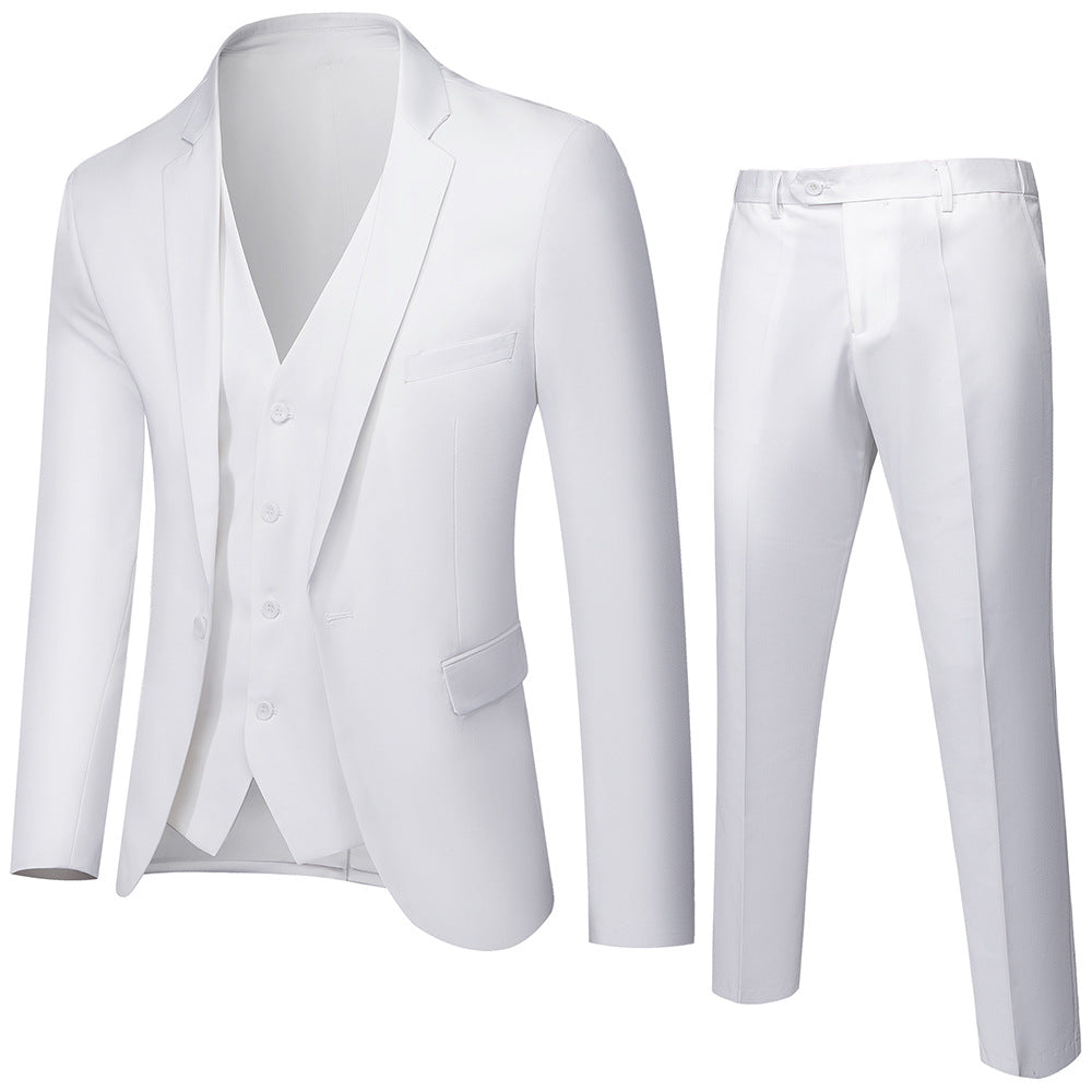 Herren nan dreiteiliges Business-Anzugset mit tailliertem Einreiher-Sakko, schmal geschnittener Weste und elegant geschnittener Anzughose Echo Archiv
