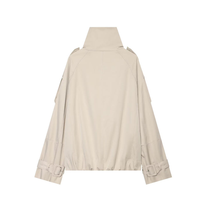 Damen Kurzes Doppelreiher‑Cape‑Trench mit hohem Funnelkragen und Ärmelriemen Echoarchiv