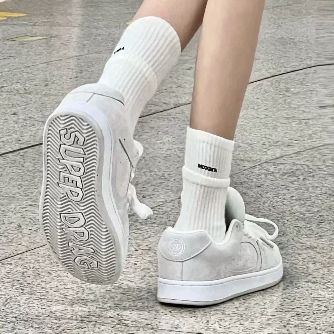 Damen Modische Sneakers mit hochwertiger Wildleder-Oberfläche und weichem Fußbett Echo Archiv