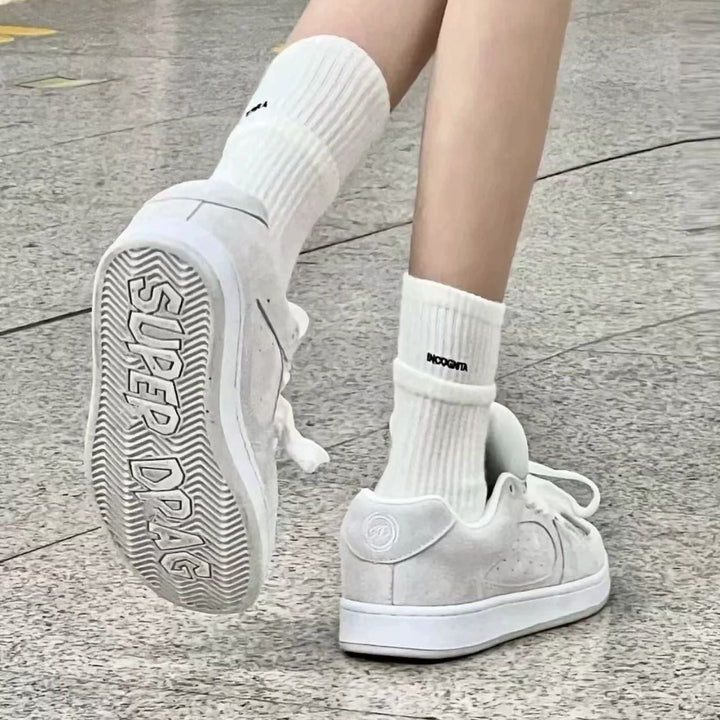 Damen Modische Sneakers mit hochwertiger Wildleder-Oberfläche und weichem Fußbett Echo Archiv