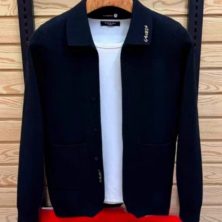 Herren elegante Strickjacke mit praktischen Taschen und stylischem Schnitt Echoarchiv