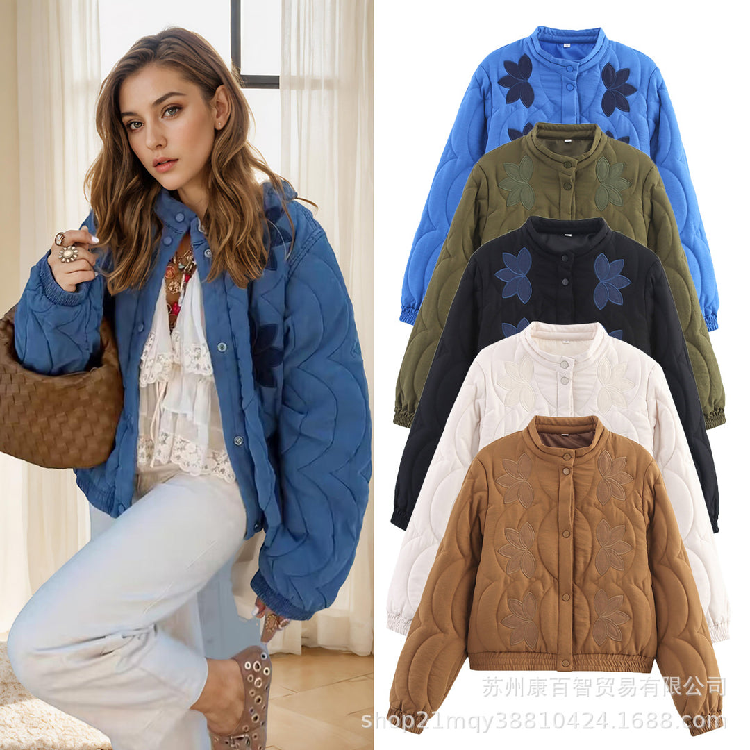 Damen Kurz geschnittene Steppjacke mit floralen Applikationen und elastischem Saum Echo Archiv