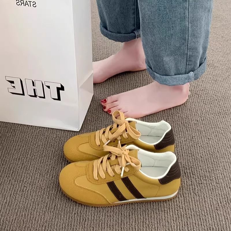 Damen Sportliche Sneakers mit hochwertiger Wildleder-Oberfläche und atmungsaktivem Innenfutter Echo Archiv
