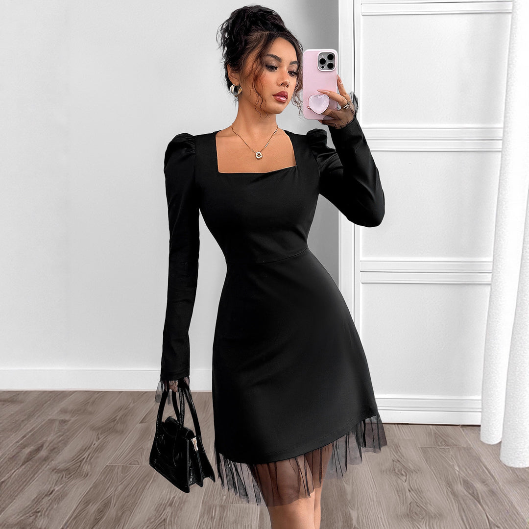 Damen Elegantes Kleid mit Puffärmeln und transparentem Saum Echo Archiv