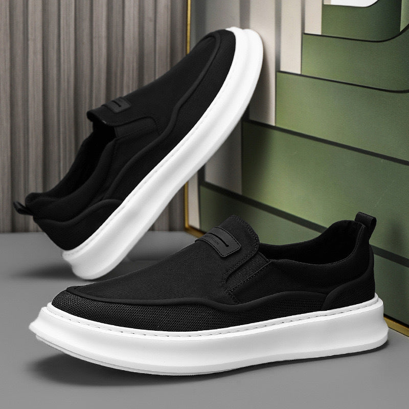 Damen Slip-On Sneakers mit atmungsaktiver Mesh-Oberfläche und dämpfender Sohle Echo Archiv