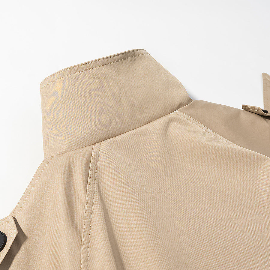 Damen Kurz-Trenchjacke im Cropped-Schnitt mit Funnelkragen und Bindegürtel Echoarchiv