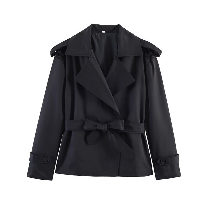 Damen kurzer Trenchcoat mit Taillengürtel, doppelreihiger Front und Schulterklappen Echo Archiv