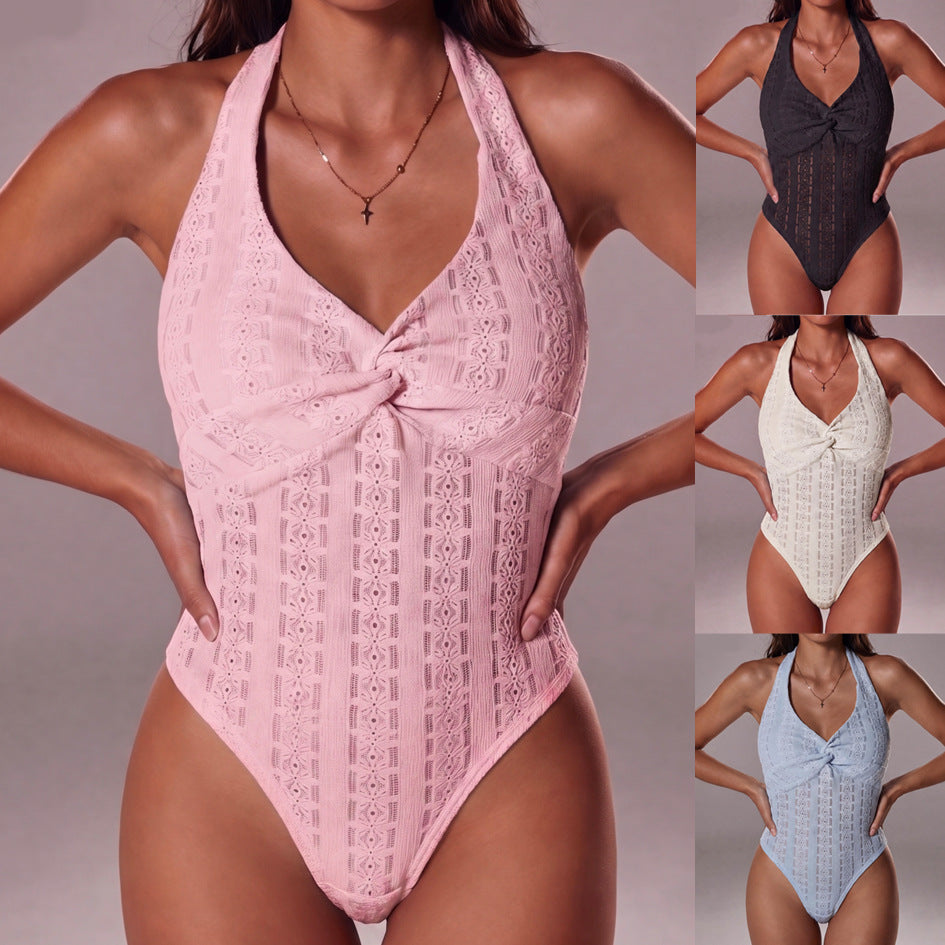 Damen Neckholder-Body aus Häkelstrick mit Twist-Detail – Bodéline