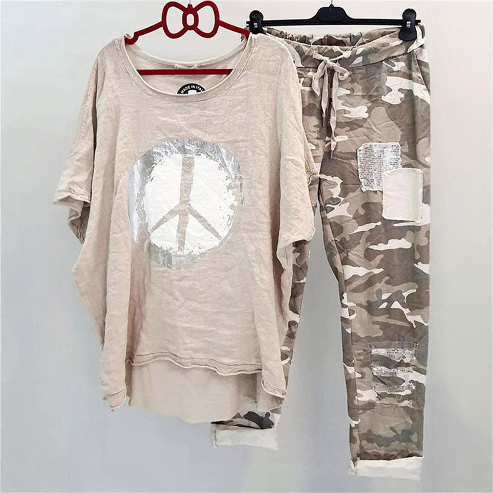 Damen nan lässiges Freizeit-Zweiteiler mit weit geschnittenem Leinenoptik-Shirt, Peace-Symbol und Camouflage-Jogpant mit Patchdetails Echo Archiv