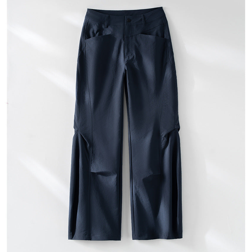 Damen Weite High‑Waist-Hose mit eingesetztem Beinschlitz und markanten Eingrifftaschen Echoarchiv